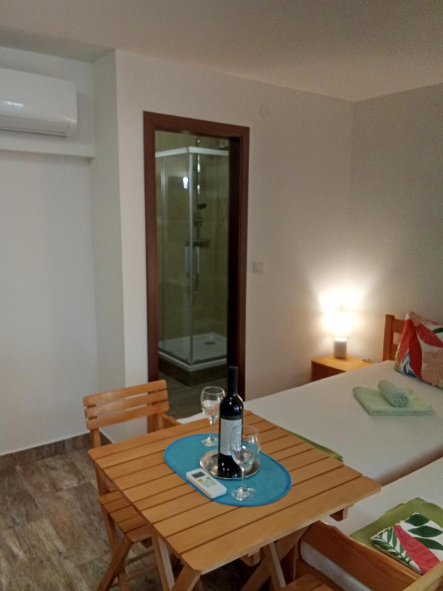 Apartments And Rooms Bova Baška Extérieur photo