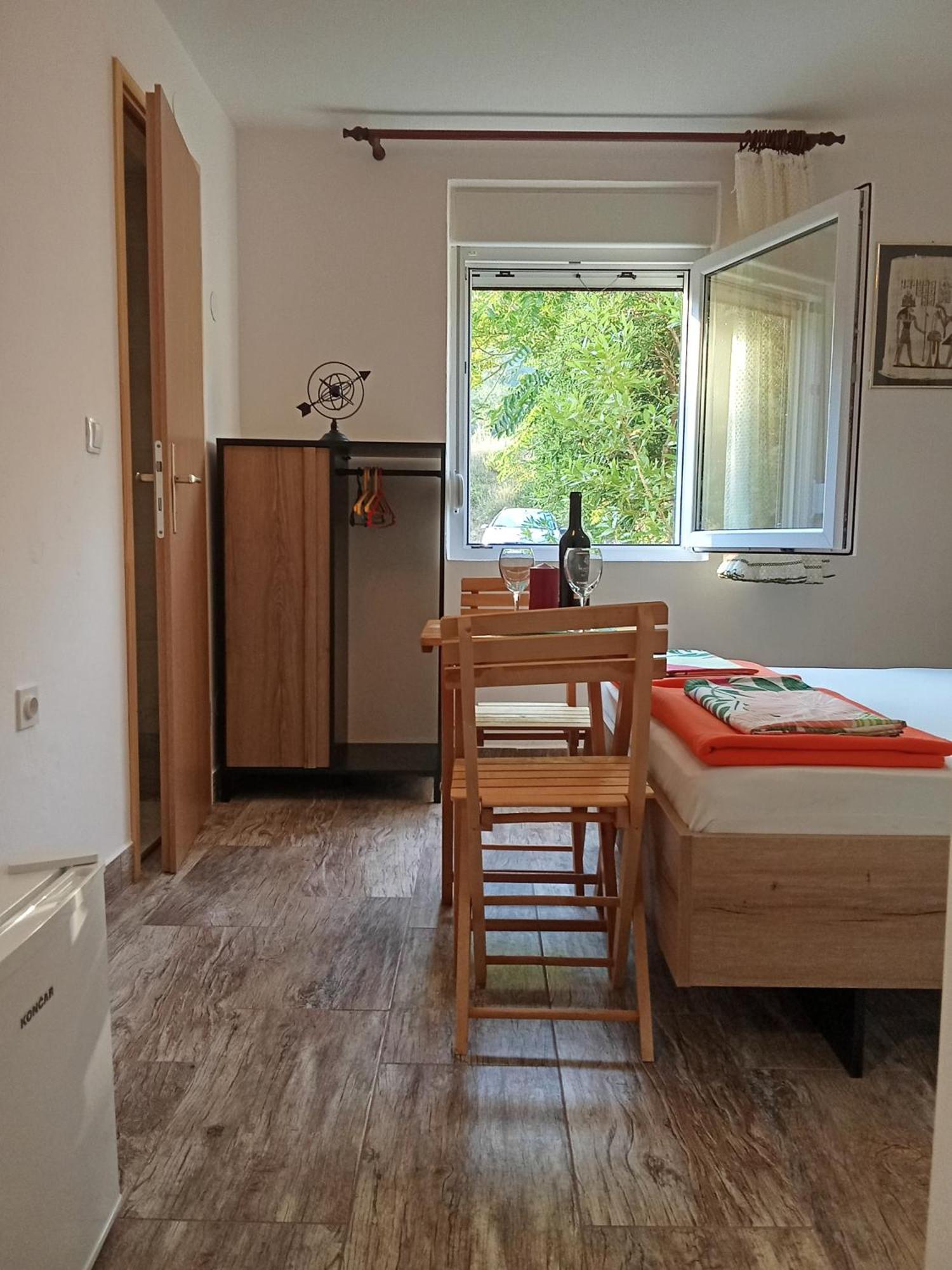Apartments And Rooms Bova Baška Extérieur photo